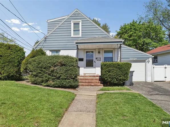 58 Sussex Rd, Bergenfield, NJ 07621