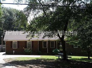 1039 Buford Hwy, Sugar Hill, GA 30518