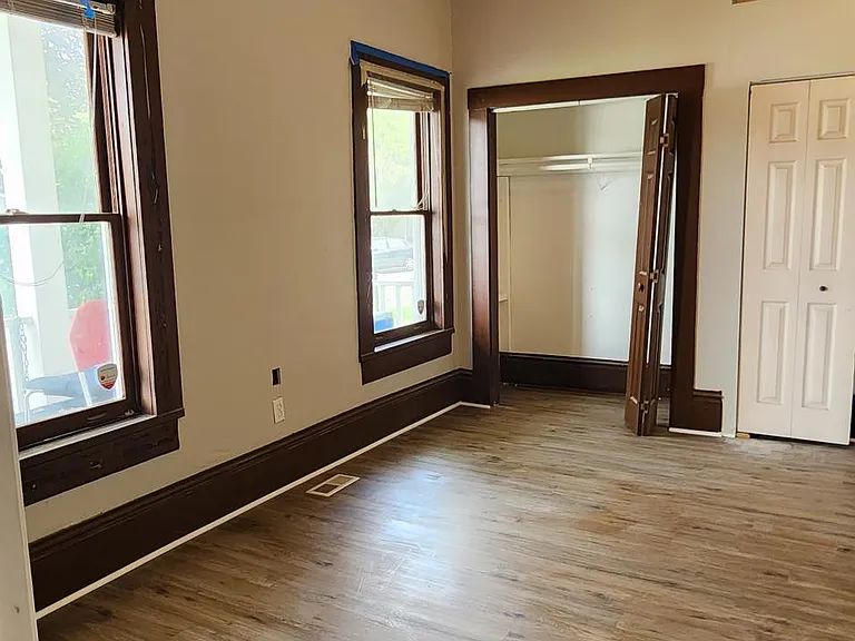 920 Reservoir Ave — Photo 10