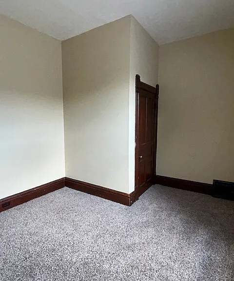 321 N Church St — Photo 8