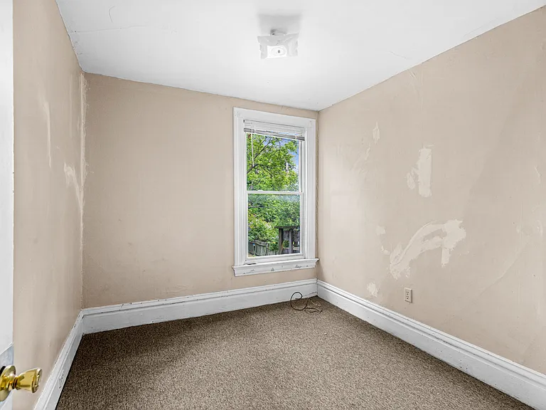 10-12 S 16th Ave E #10 — Photo 12