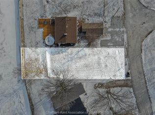 105 Island Cres, Lakeshore, ON N0P2L0