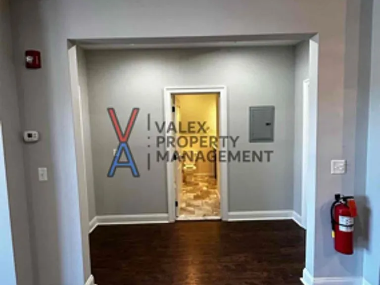 970 Ridge Ave — Photo 15