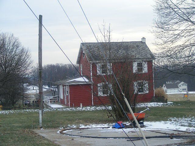 2nd image of 2647 Steinruck Rd