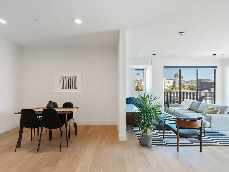 5751 Lexington Ave #201 — Photo 5