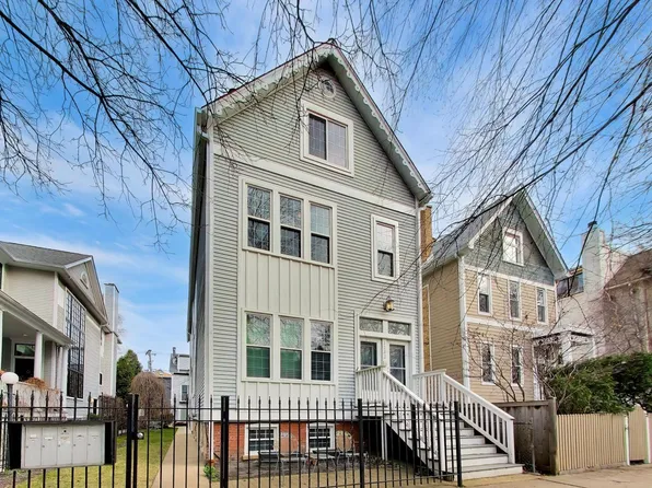 1232 W Nelson St #B, Chicago, IL 60657