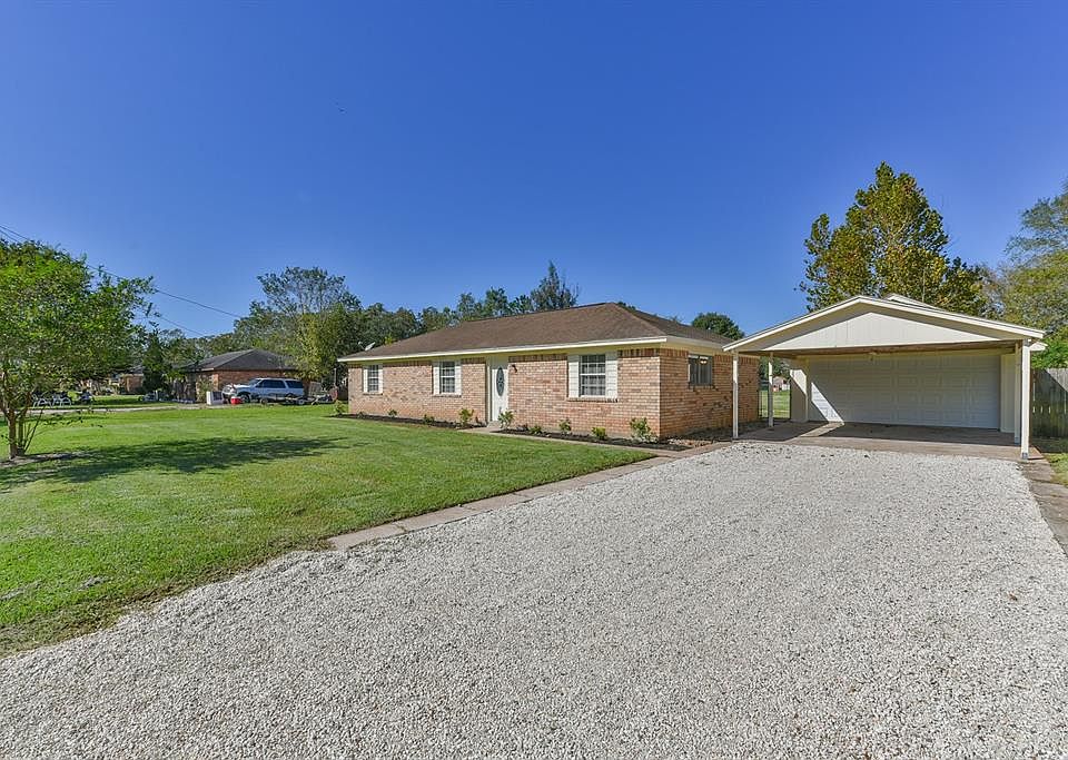 1st image of 1110 County Road 481