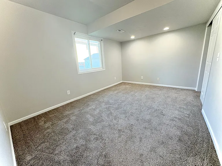 5674 S Magic Isle Ln — Photo 17