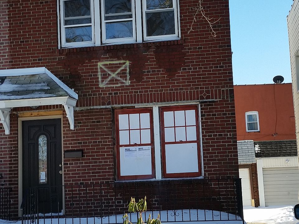 1st image of 8418 133rd Ave