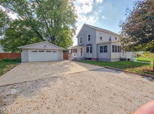 403 E Main St, Danvers, IL 61732