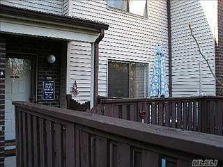 1st image of 706 Hilltop Ct