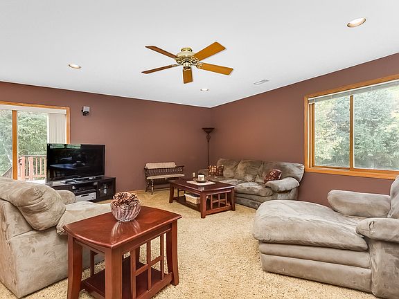 4th image of 20718 Georgia Avenue Cir N