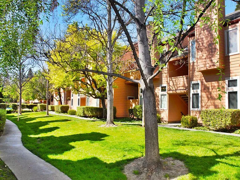 Groomed Grounds in park-like setting for Relaxing and Enjoying. Tree-Top views from Bedroom and surrounding the unit.