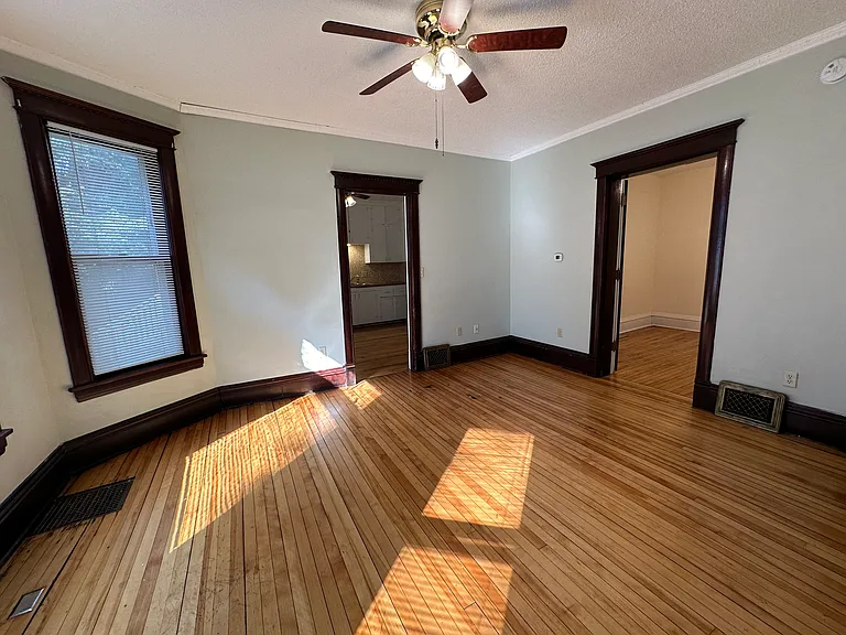 2707 Delaware St SE — Photo 6