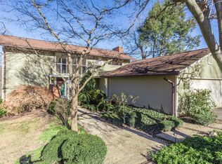 11306 Wedge Dr, Reston, VA 20190