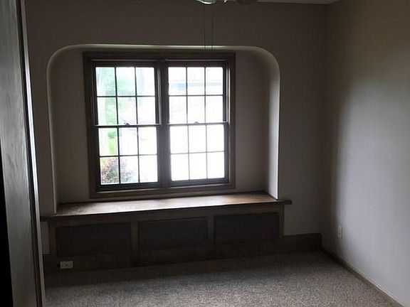 4th image of 118 Terraceview Ave