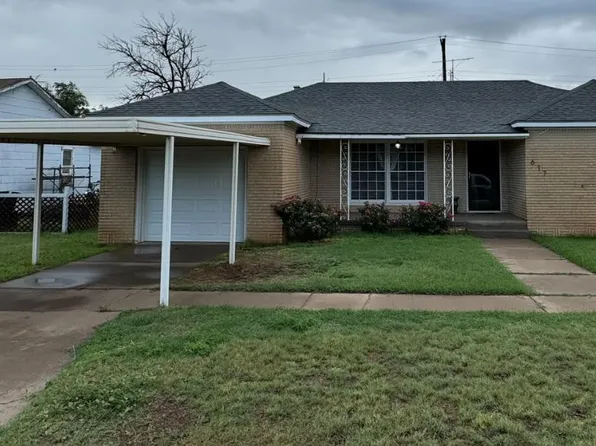617 2nd, Lockney, TX 79241