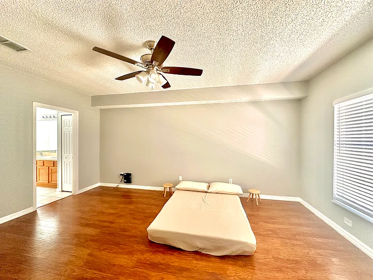 8515 Palm Harbour Dr — Photo 30