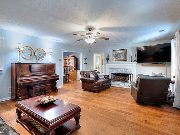 4th image of 25 Browning Shoals Rd