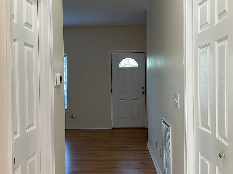415 E Holston Ave #4 — Photo 13