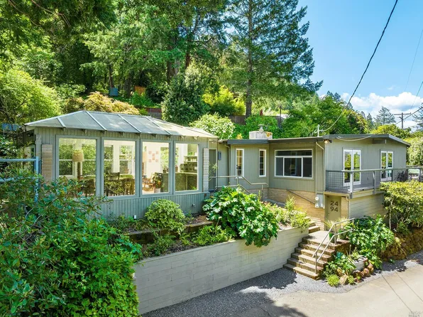 2494 Riverview Drive, Healdsburg, CA 95448