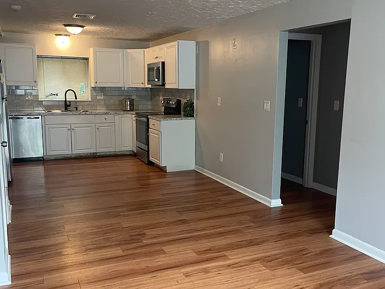 5455 N Main St #18B — Photo 6