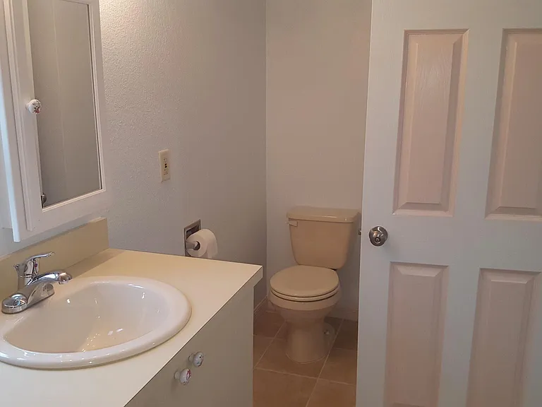 1465 NE Oak Lane Dr — Photo 8