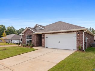 3002 Lea Ln SE, Decatur, AL 35603