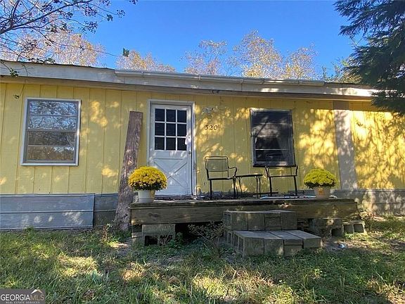 3rd image of 320 Old Perry Rd
