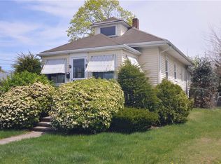 24 Gerald St, Riverside, RI 02915