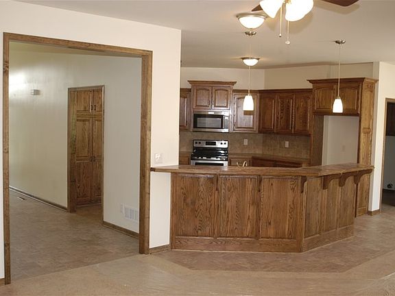 4th image of 20901 E 50th Terrace Dr S
