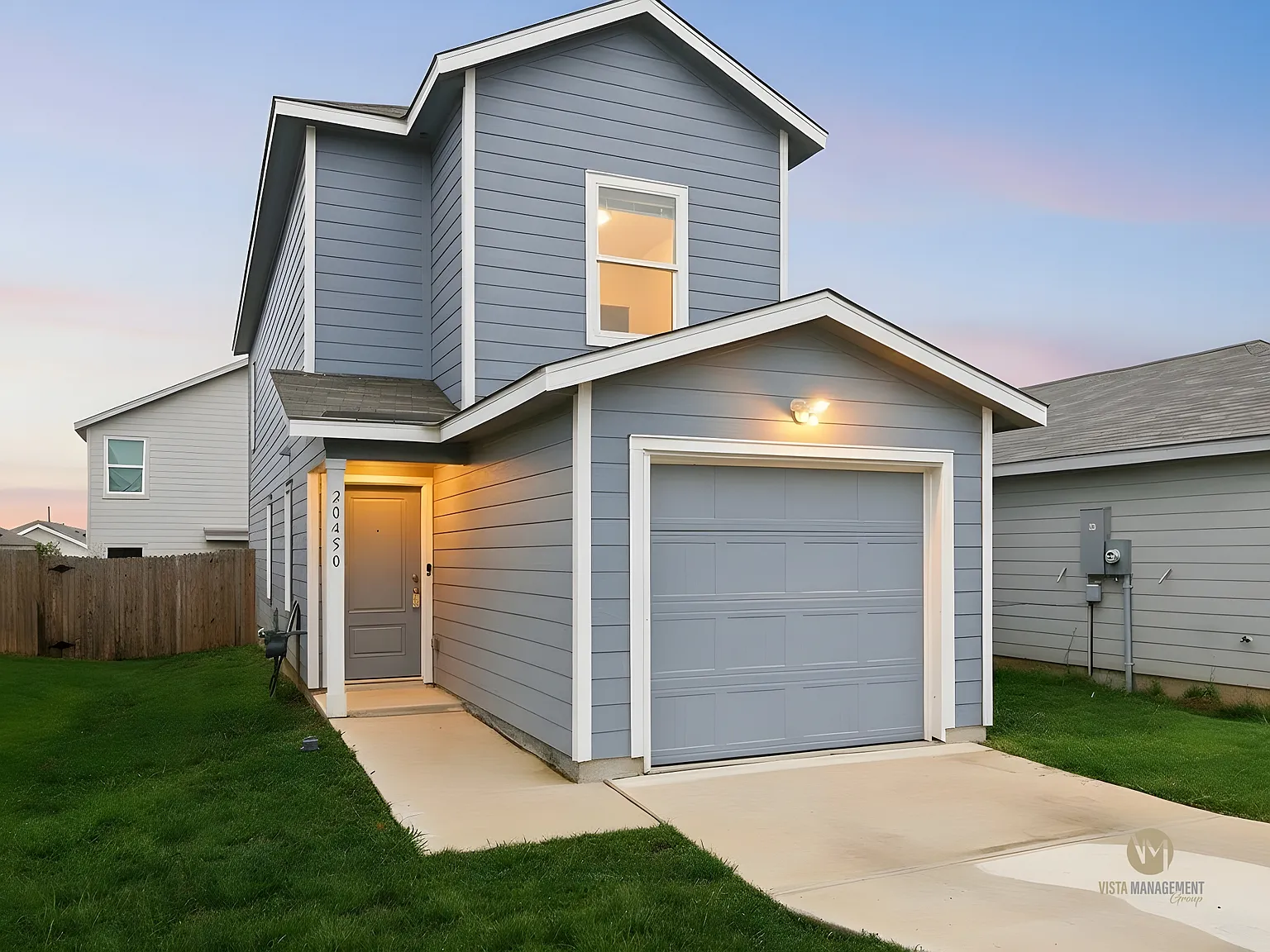 3 bed, 2.5 bath, 1358 sqft, $1,350 — Photo 1