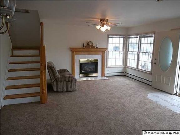 3rd image of 49 12th Ave