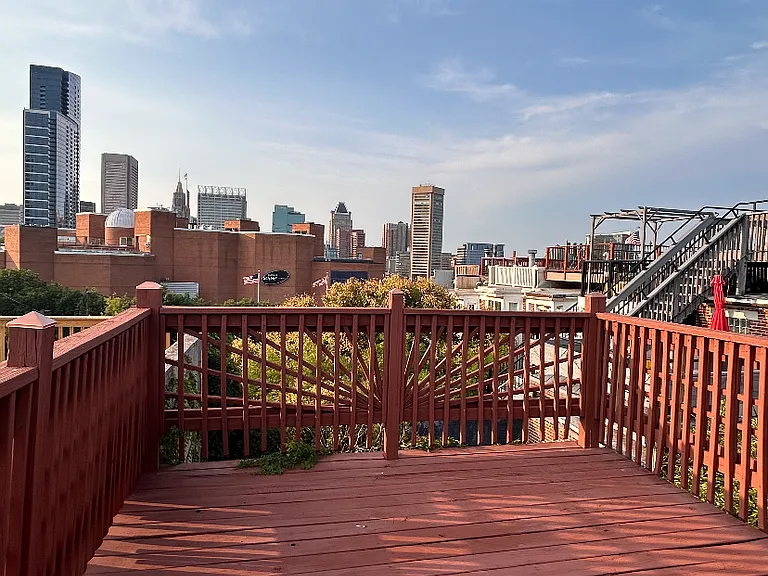 126 E Montgomery St — Photo 32