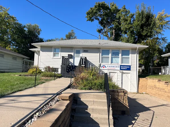 3810 66th St, Urbandale, IA 50322
