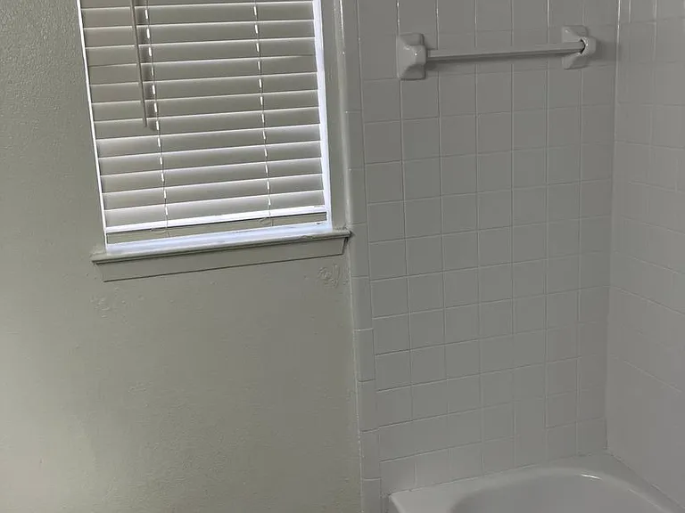 Ridgmar Townhomes 168 LLC — Photo 44