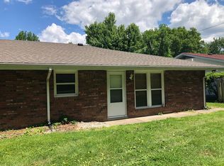 Leonard Street Apartments, Du Quoin, IL 62832