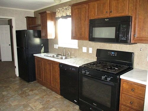 1st image of 20537 Piedmont Dr
