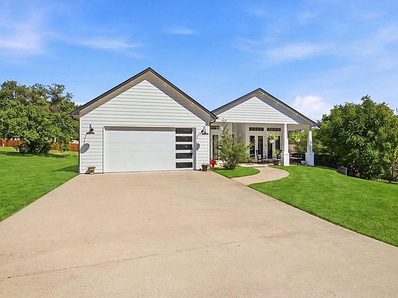 3rd image of 109 Bowie Dr