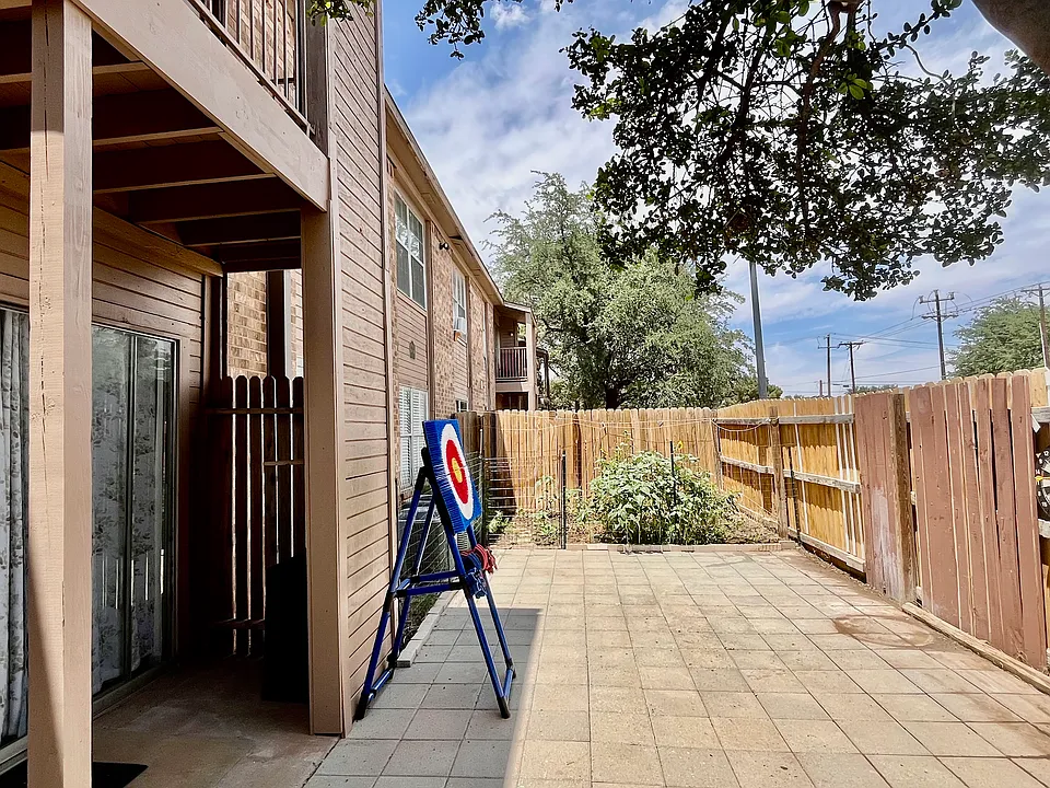 4700 Boulder Dr #DR703
