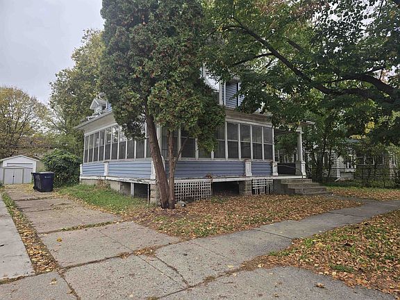 2nd image of 308 S Jackson St