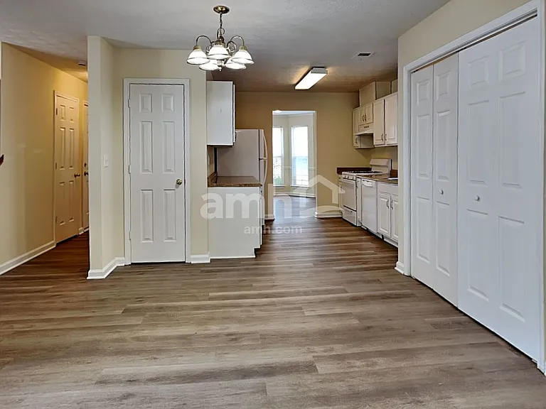 3548 Grovecrest Way — Photo 7
