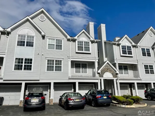 66 Prestwick Way, Edison, NJ 08820