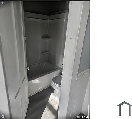 164 Curtis St #1R — Photo 5