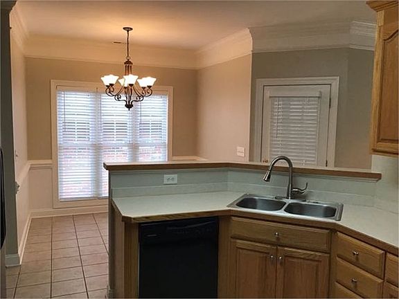 4th image of 2539 Firethorn Ct