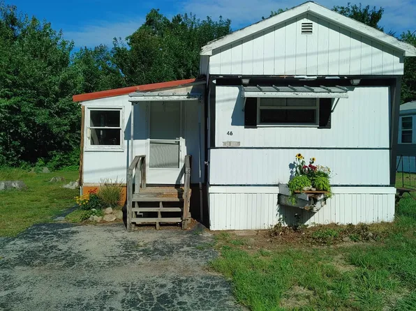 46 Pineland Park Road, Milton, NH 03851