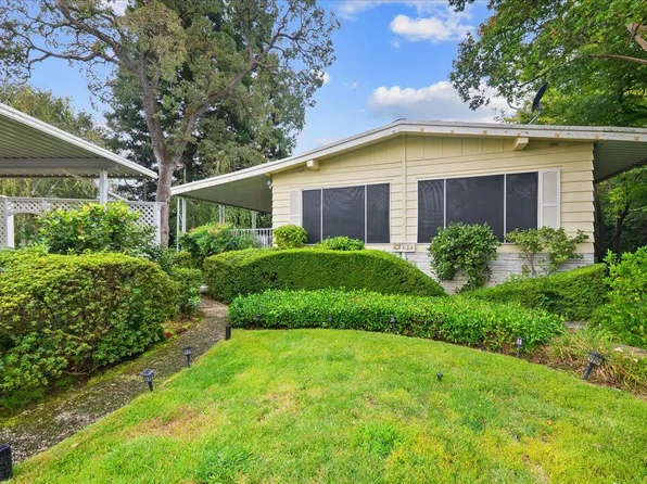 271 Rockglen Rd, Folsom, CA 95630