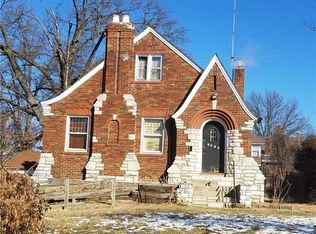 7215 Saint Andrews Pl, Saint Louis, MO