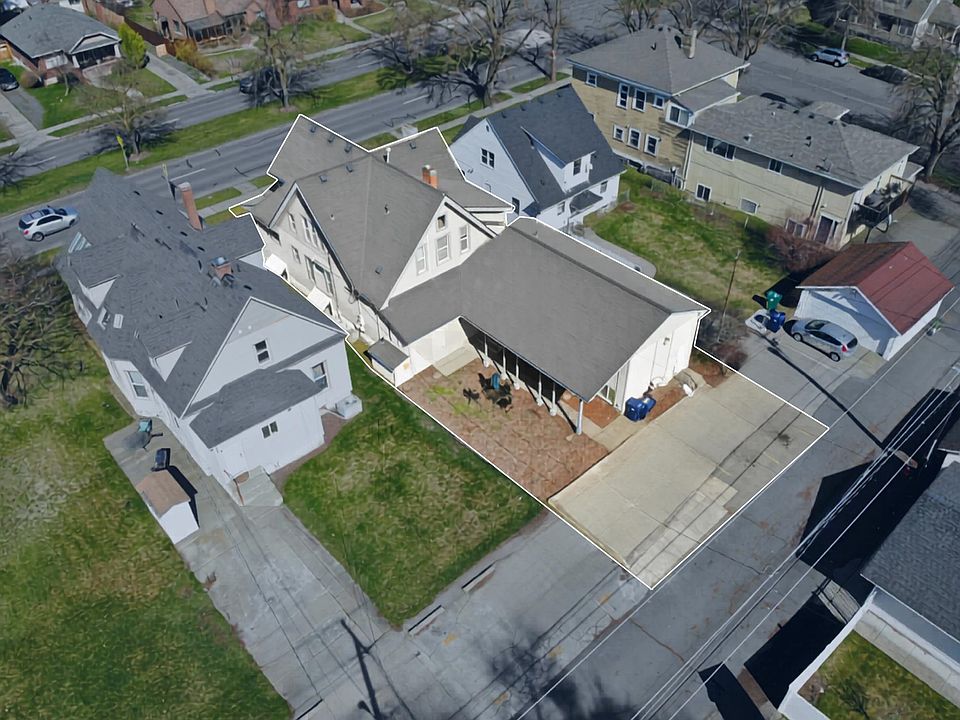 1st image of 418 E Mission Ave