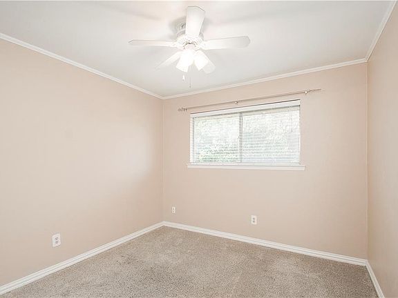 4th image of 1704 Richland Dr